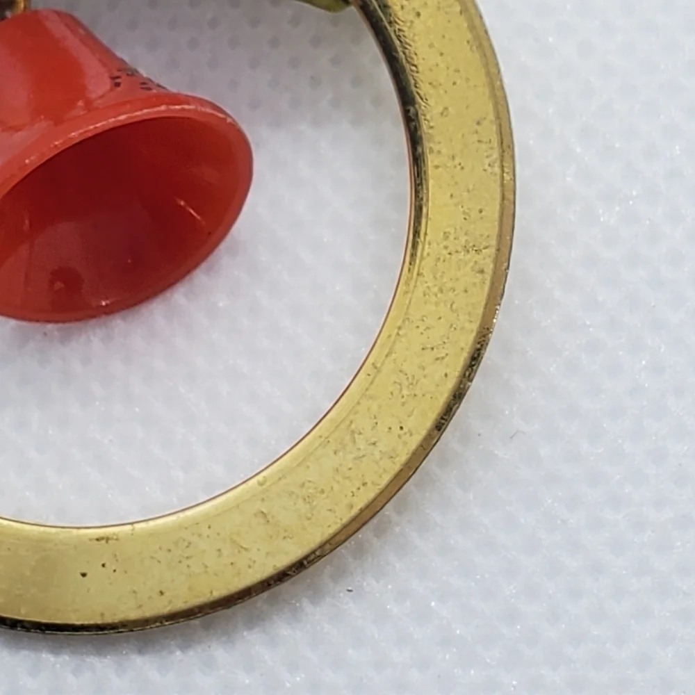 HOLIDAY PIN BROOCH